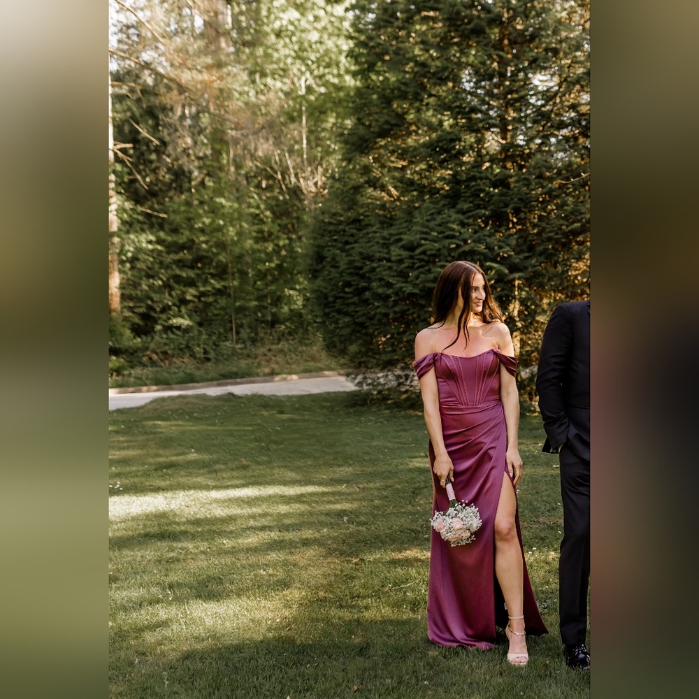 Elegant Burgundy Bridesmaids Dress